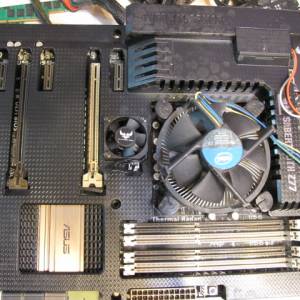 i7 3770K CPU + ASUS ASUS SABERTIOOTH Z77 主機板(1155) + 26GB DDR3-1600 Ram