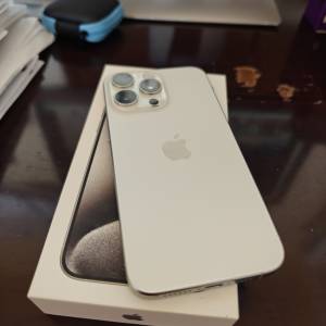 99% 新 iphone 15 pro max 256g white titanium