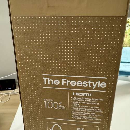 全新未拆 Samsung 三星 The Freestyle 2nd Gen 第二代微型投影機 SP-LFF3CLAXXZK