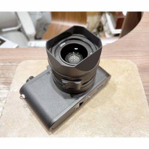 Leica Q2 Monochrom Digital Camera (used) + Leica Thumb Support + Leia Protector