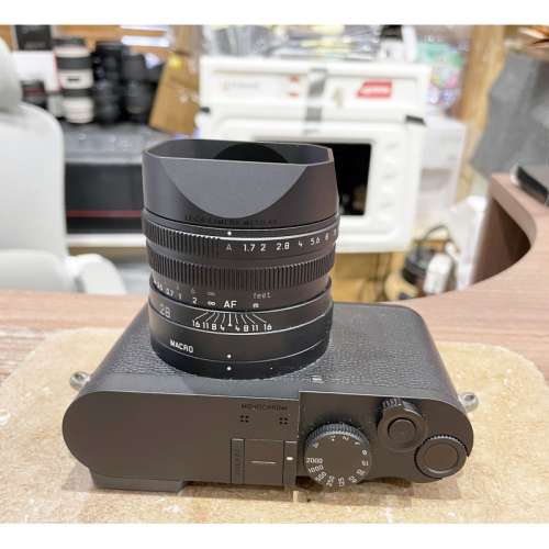 Leica Q2 Monochrom Digital Camera (used) + Leica Thumb Support + Leia Protector