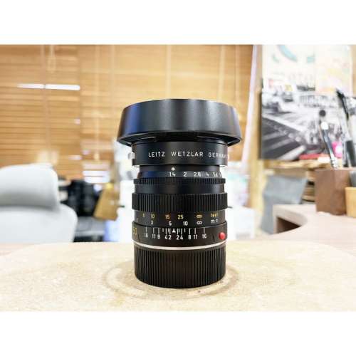 Leica Summilux-M 50mm F/1.4 V2 Black (golden coating/late batch)