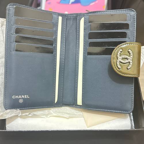 Vintage Chanel wallet