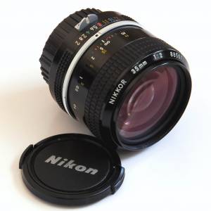 Nikon 35mm f2 Nikkor non-AI mount  90% New