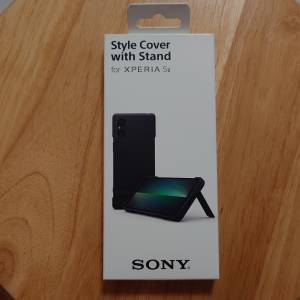 全新原裝 Sony Xperia 5 V Style Cover with Stand（黑色）