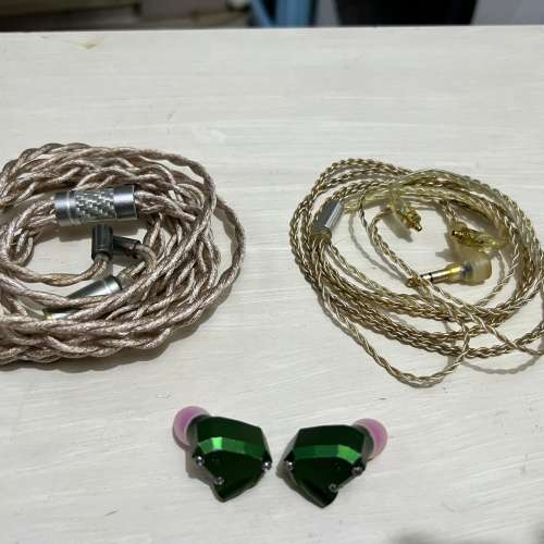 放Campfire Audio Andromeda 2019 綠仙（有單有盒）