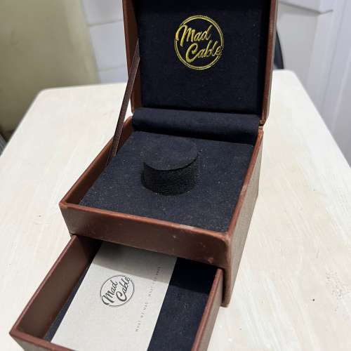 放Campfire Audio Andromeda 2019 綠仙（有單有盒）