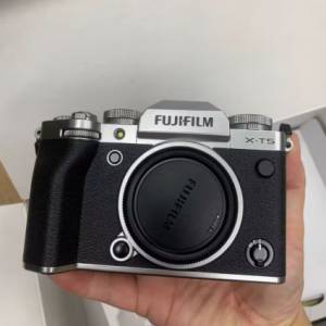 Fujifilm富士 X-T5 銀色單機