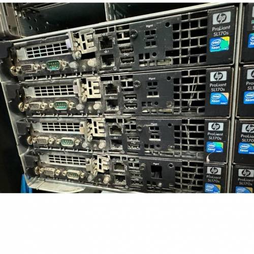 多部伺服器出手