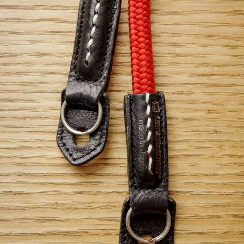 Artisan & Artist silk camera starp 相機帶