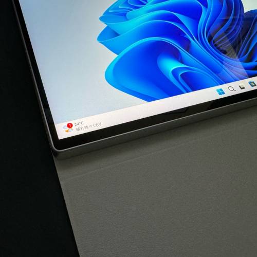 白色16吋2.5K Mini LED便攜顯示器Touchscreen觸控