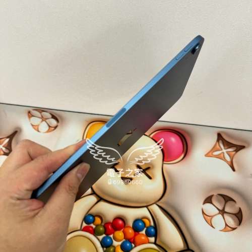 (荃灣實體店 ,保養至25年3月底) ipad air 5 64 /256gb  wifi 藍色/粉紅色