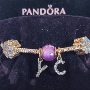 丹麥Pandora 紫鑚石, YC雙字母, 四心葉閃石, 蛇形手鏈, 100%全新,港行