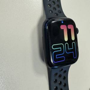 Apple Watch S7 (GPS+流動網絡）