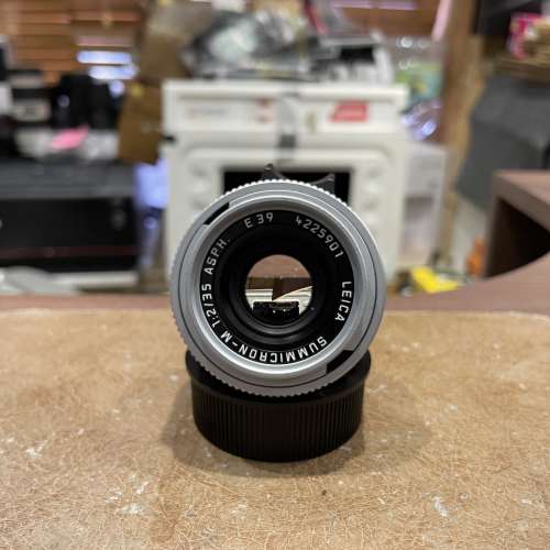 Leica Summilux -M 35mm F/2 ASPH