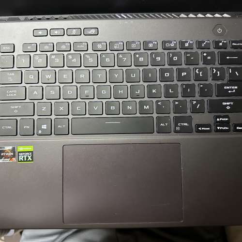 放ASUS ROG ZEPHYRUS G15 15.6" AMD R9-5900HS 32GB RAM GTX3080