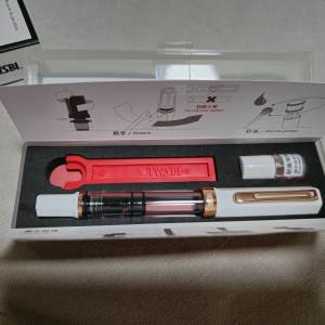 臺灣 TWSBI 三文堂 ECO RG 活塞上墨鋼筆 F