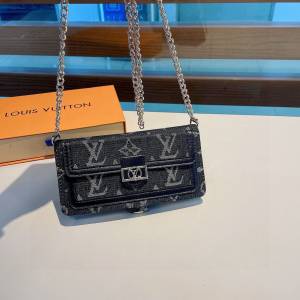 Louis Vuitton LV 刺繡手機包 鏈條斜背手機包 正面卡包零錢包