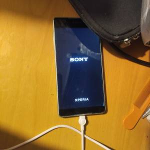 壞索尼Sony手機(當零件賣)