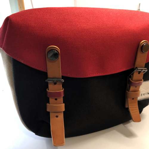 Zkin Cetus Cherry Black 櫻桃黑 Camera Bag 相機袋