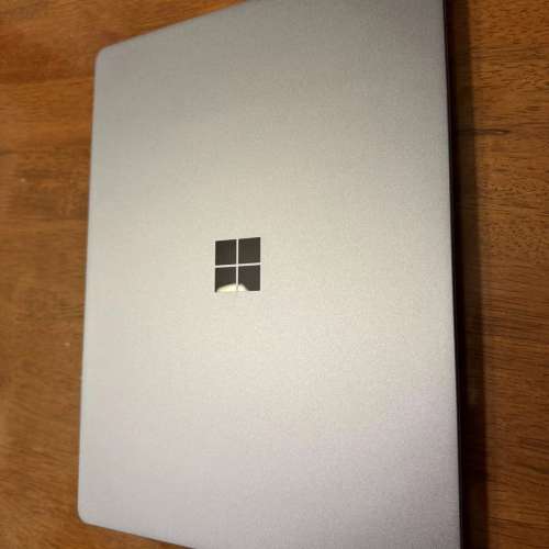 Windows Surface Laptop Go (2年99%新)