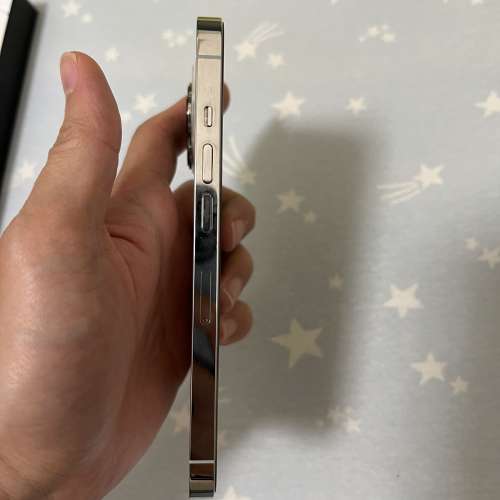 Iphone 13 Pro Silver 512 gb 行貨 白色 銀色 有盒  連全新配件 9成新 連保護貼及透...