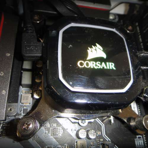 Corsair 水冷 雙風扇