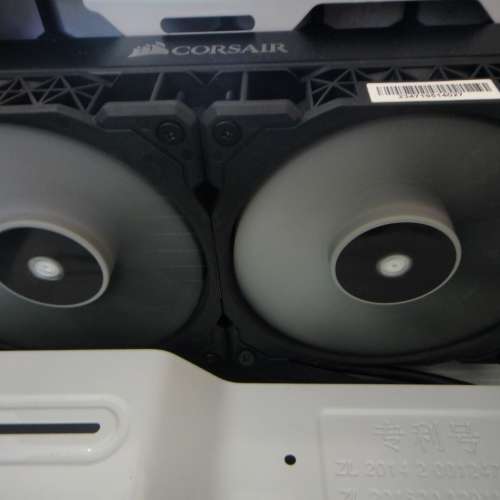 Corsair 水冷 雙風扇