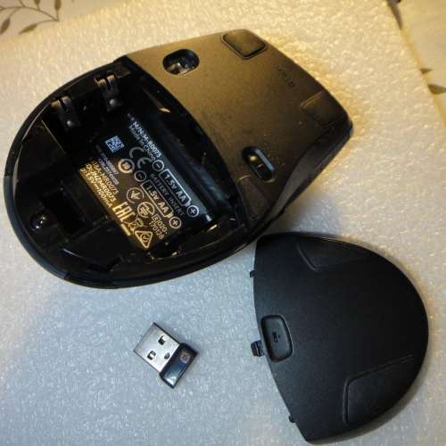 Logitech M705 多工無線滑鼠  連 Unifying USB接受器