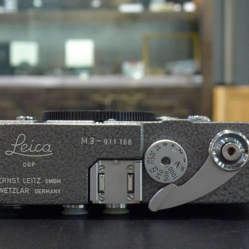 Leica M3 Hammertone paint by Kanto Camera