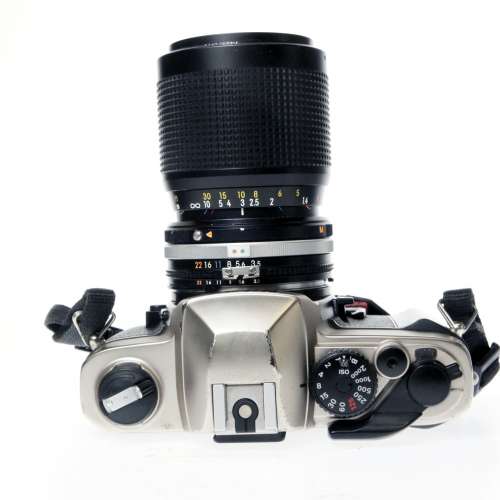 Nikon FM10 SLR 35mm Film Camera with Zoom-NIKKOR 35-105mm f/3.5-4.5 Lens