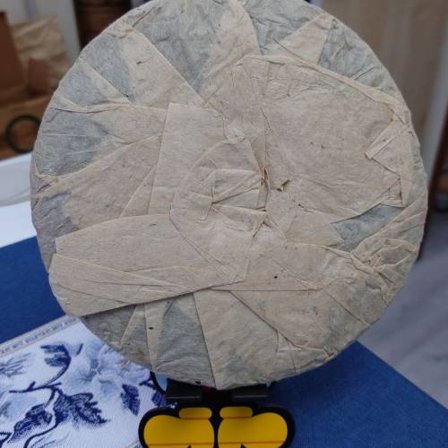 2003年龍馬熟餅普洱茶葉熟茶餅