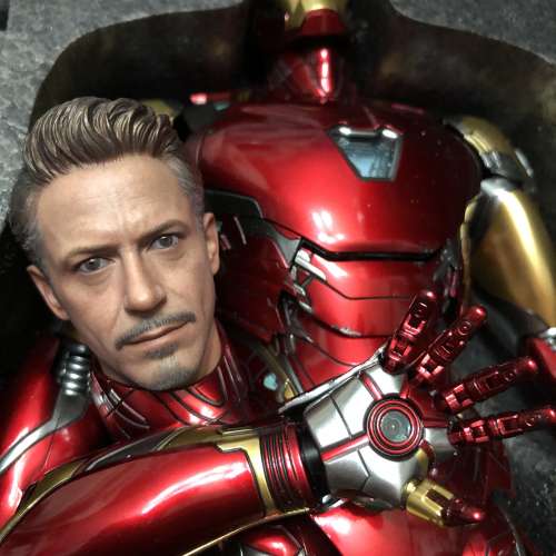 已換新頭像「鐵甲奇俠」Mark 85 Iron Man  1:6轉