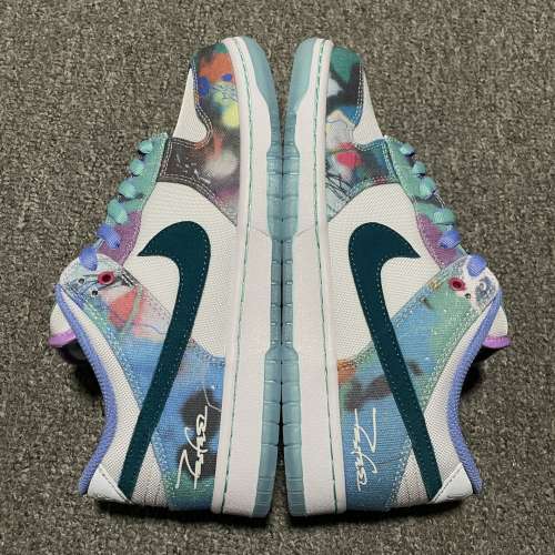 Nike SB Dunk Low Futura Laboratories Bleached Aqua HF6061-400