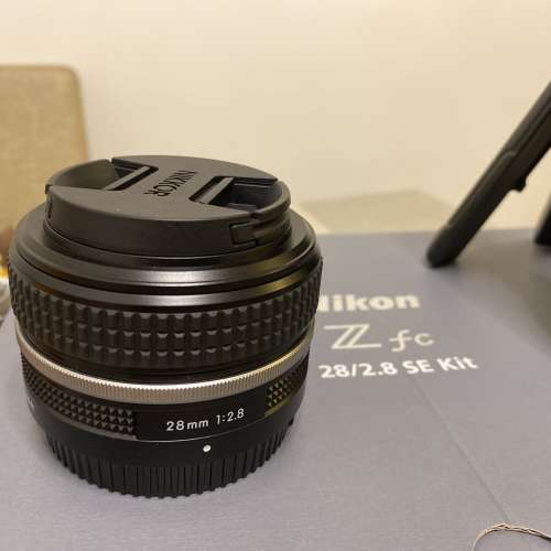 有盒 Nikon Zfc 28/2.8 SE kit w/ smallrig grip 連手柄 連ML-L7 Bluetooth remote...