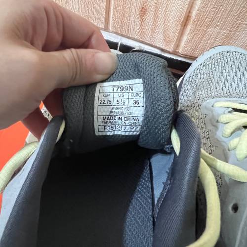 Oasics Gel-Kayano 24 (F)