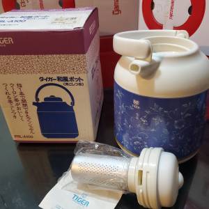 全新 Tiger 冷熱保溫水壺 Made in Japan 日本製造 茶壺 有茶隔 不銹鋼內膽 1L 1公升