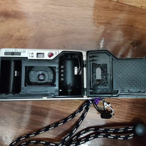 Ricoh R1s film camera