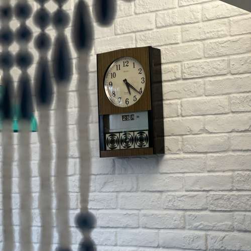 出售1960/70 年代日本 SEIKO SONOLA TRANSISTOR 電池機械混合式鐘一個，定時響鐘，...