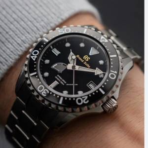 荀價平售🔥幾個月錶 Grand seiko Spring Drive Diver  SBGA231，44mm鈦殼，專門店行...