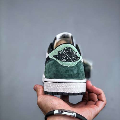 Travis scott x Nike air jordan 1 low麂皮白綠倒鉤板鞋Size：36-46
