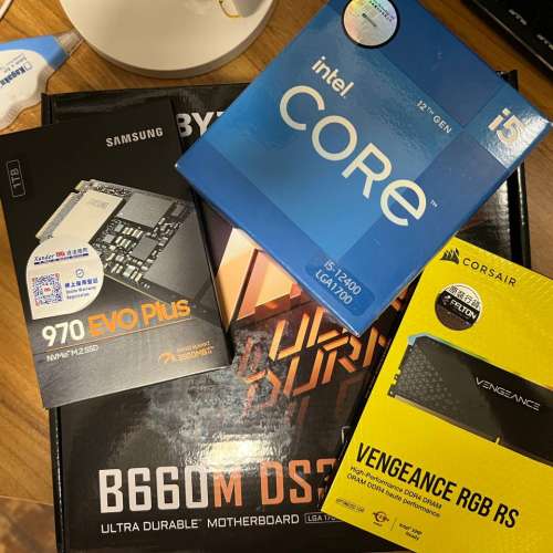 Intel core i5 12400 ASUS Tufb660m組合