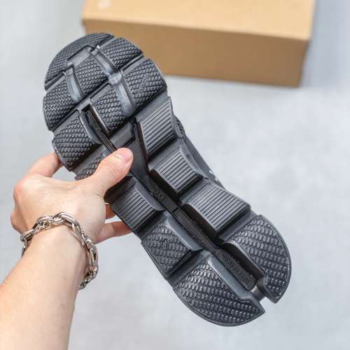 On昂跑Cloudventure LOEWE戶外輕便低幫旅遊休閒鞋 Size：36-44