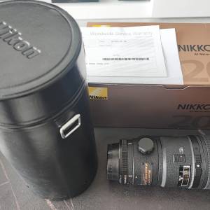 Nikon AF 200 f/4 micro D lens