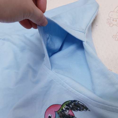 粉藍色中袖珠片綉花T-Shirt 上衣 中袖T恤 襯衫 襯衣 中袖tee恤 短袖衫 中袖衫