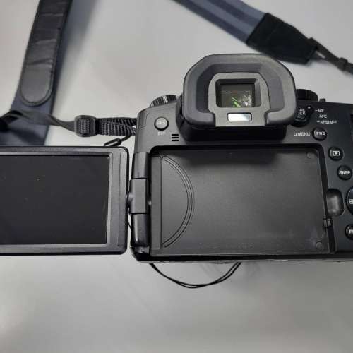 Leica V-lux Type 114