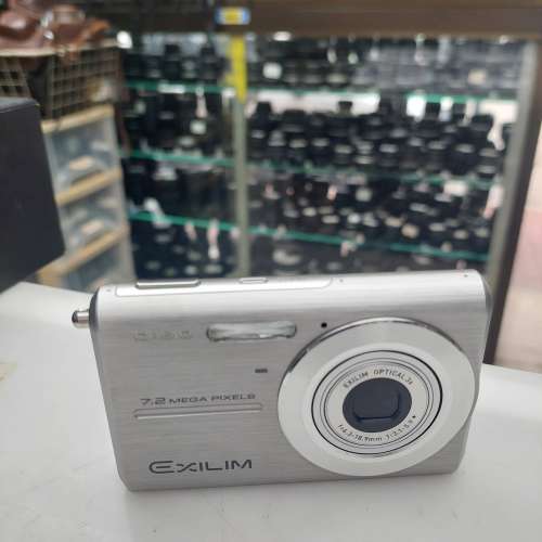 CANON 850 IS CCD  CASIO EXILIM EX-Z7 CCD