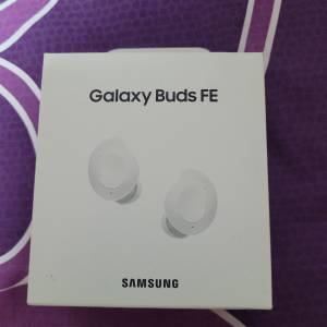 Samsung  Buds FE 抗噪藍牙耳機全套95成新。