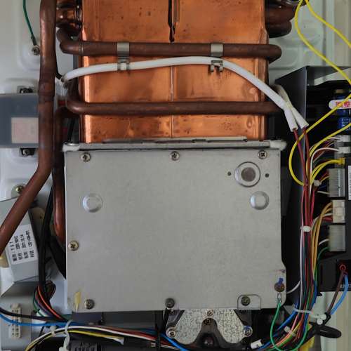 即熱式煤氣熱水爐ST11RM