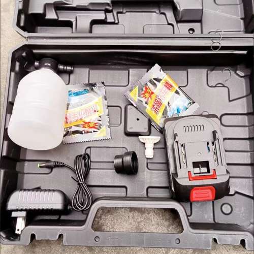 車行送的兩電一充水槍平價出有意pm